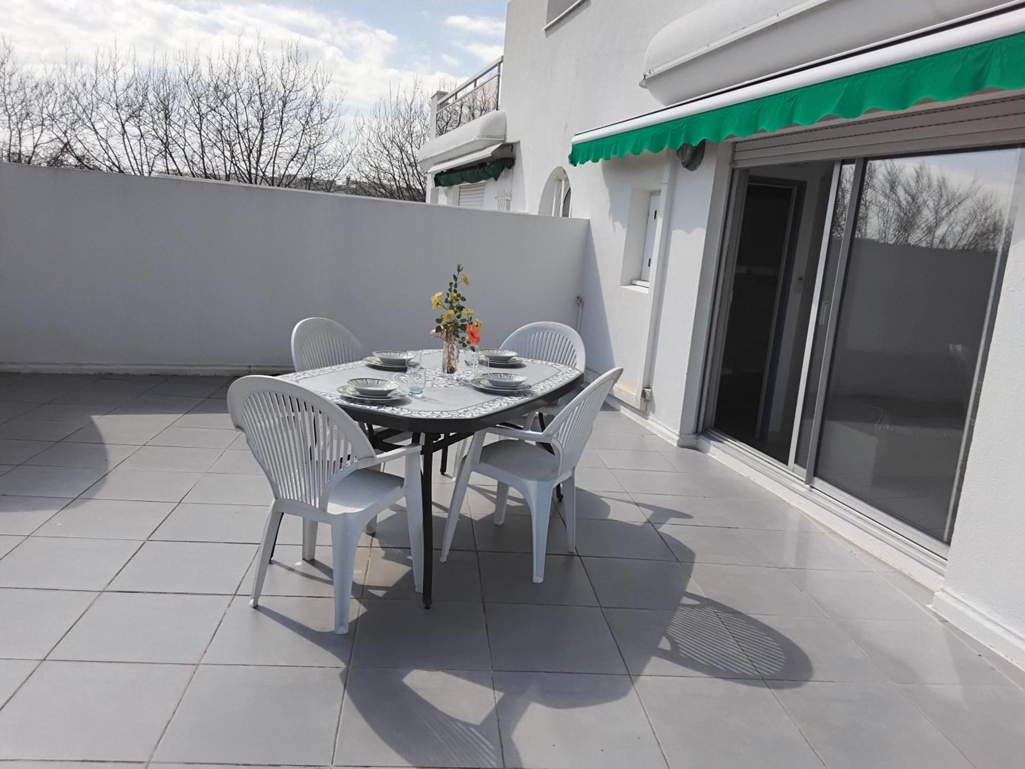 Vittoria Immobilier 10 - Reglement Sur Place -Cheques Vacances Acceptes Ла Гранде-Моте Стая снимка
